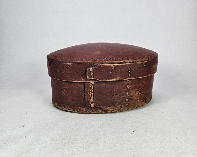 Scandinavian Inspired Antique Tine Box with Rustic Patina - Unique Addition to Your Primitive Decor - Norwegian folkart