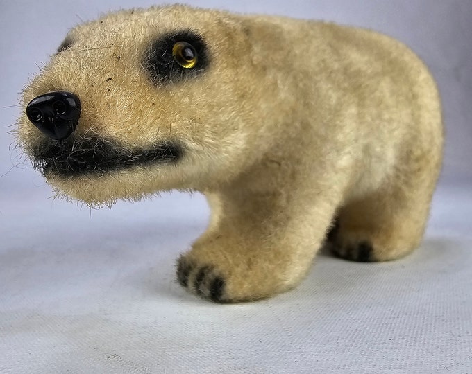 Norwegian hand made Polar Bear figure - Vintage toy figure - Table decor - Memories from Norway