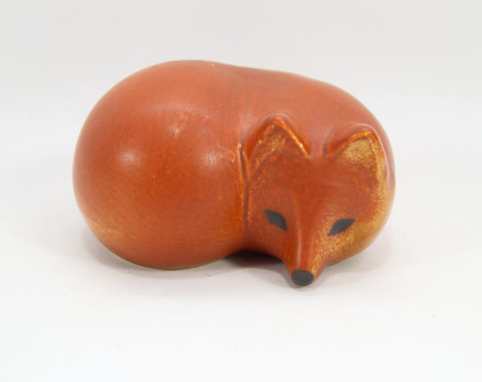 Lisa Larson Small Fox Figurine | Swedish Gustavsberg Stoneware from the Lillskansen Series | Scandinavian Ceramic Art Collectible