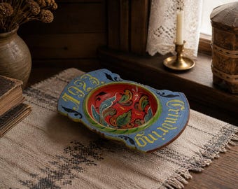 Antique Norwegian Rosemaling Bowl 1923 | Hand Painted Folk Art Grindring Dish | Traditional Nordic Decor | Vintage Scandinavian Wood Art