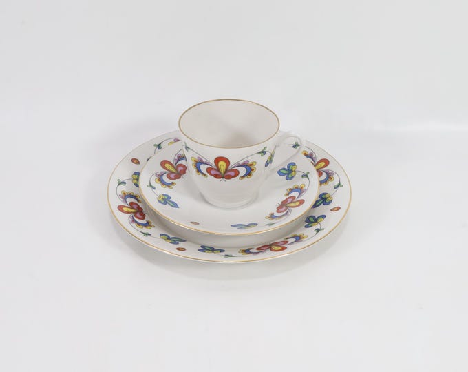 Vintage 1980s Norwegian Porsgrund Porcelain Farmer Roses Breakfast Trio Set