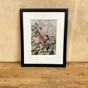 Exquisite Embroidered Picture of Birds - A Breathtaking Work of Art