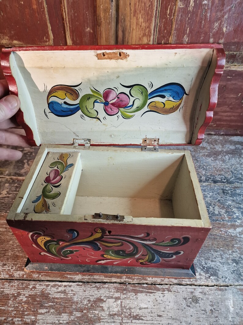 Stunning Vintage Storage Chestrustic Antique Bent Wood Etsy