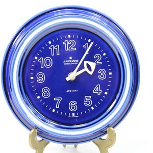 Kitch Junghans Ato-Mat wall clock from the 1970s - home decor - Vintage wall clock