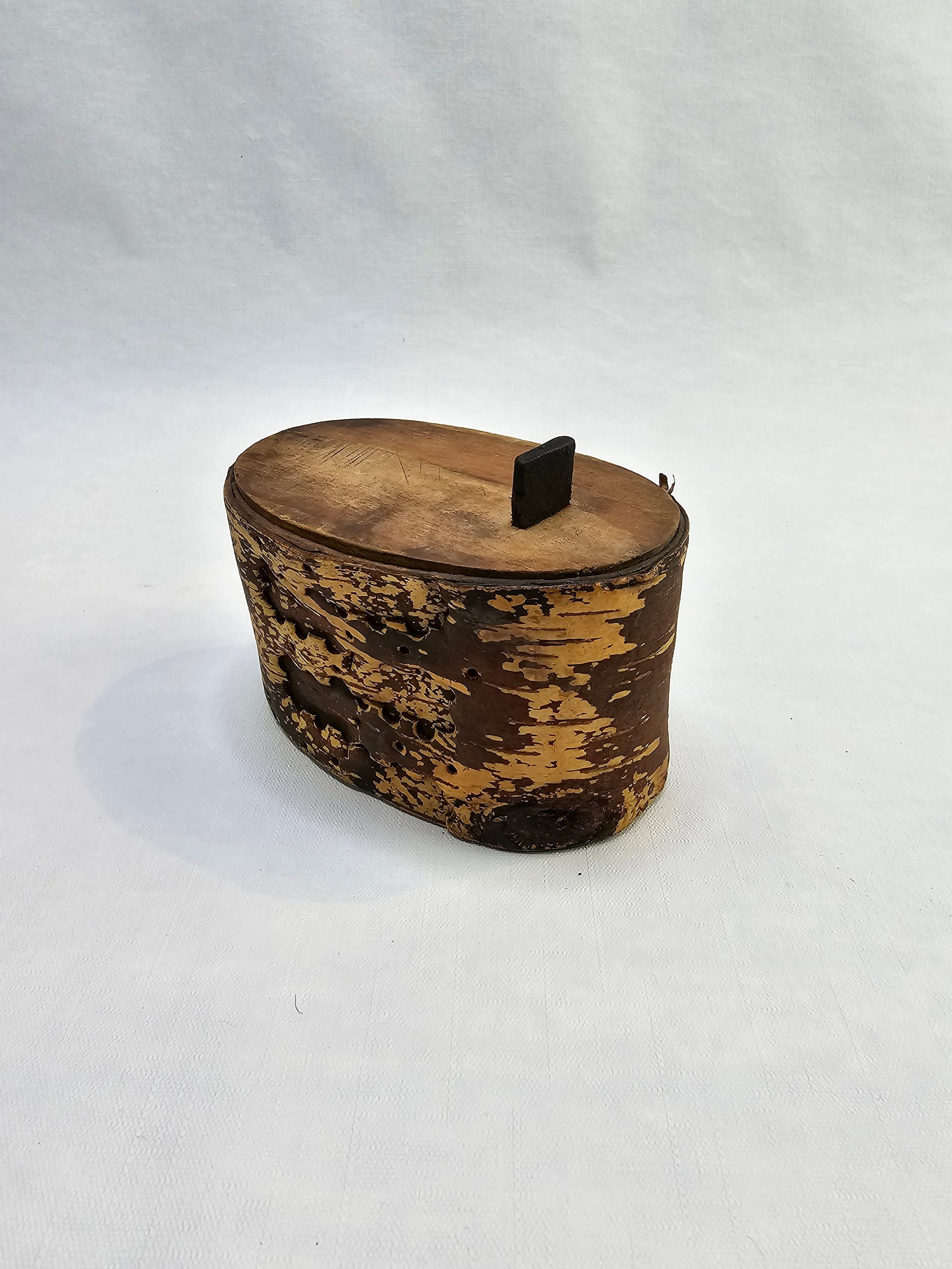 Cute Little Hand Carved Vintage Norwegian Tine Box, Folk-art, Mid ...