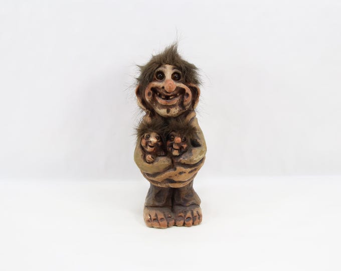 Fosse Troll 166 Trollfather With Children | 1980s Norwegian Troll Figurine | Scandinavian Family Folklore Collectible