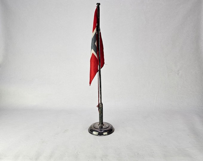Norwegian Constitution Day Table Decor - Mini Flagpole with Norwegian Table Flag 17 May