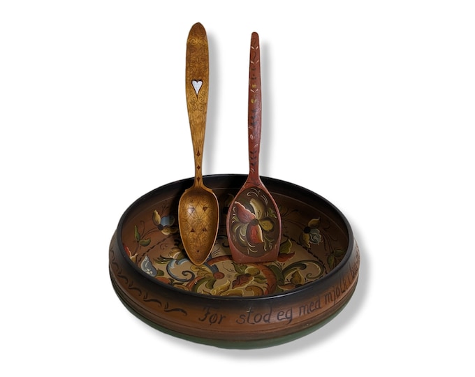 Lott with Norwegian folk-art from the 1980s, Telemark rosemaling,Farmhouse primitive antiques,rosemaling,folkart,hand carved, Bowl and spoon