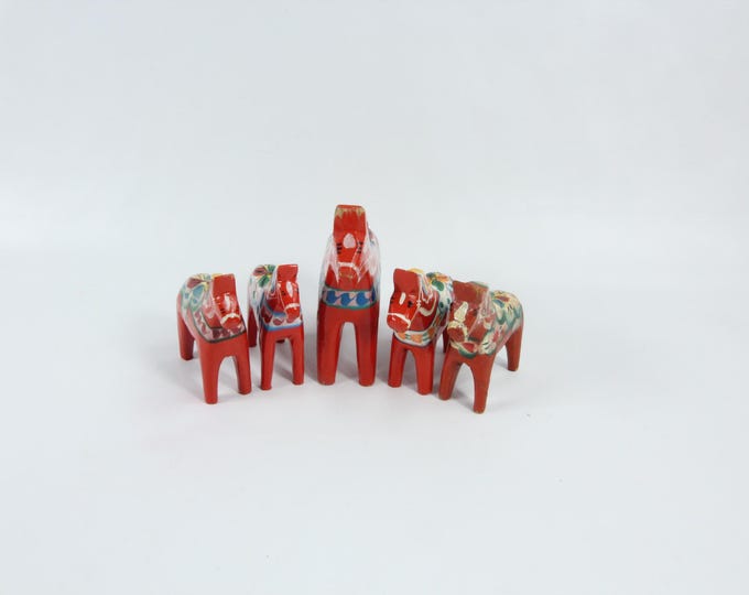 Hand Painted Swedish Dala Horse Figures | Scandinavian Folk Art | Handmade Red Dala Horses | Gift Idea | Wood Decor