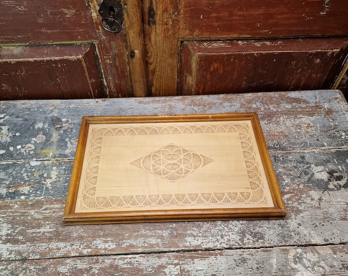 Hand carved serving tray from 1920-40s,rustic antique, Bent wood, Norwegian folk-art, rustic and primitive, Norwegian acanthus roses,vintage
