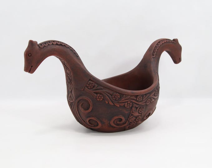 Viking Inspired Scandinavian Øl-Kjenge | Hand Carved Wooden Beer Bowl | 1980s Nordic Folk Art | Double Horse-Head Drinking Vessel Decor