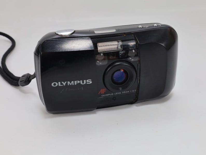 Câmera Olympus Mju I de filme 35 mm | Câmera compacta resistente às intempéries dos anos 90 | Câmera clássica Olympus "apontar e disparar" imagem 9
