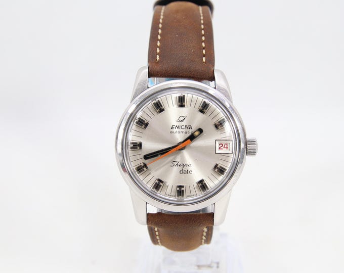 Vintage Enicar Sherpa Date Automatic Wristwatch | Swiss Mechanical Watch | Silver Sunburst Dial | Red Seconds Hand | 34mm Case