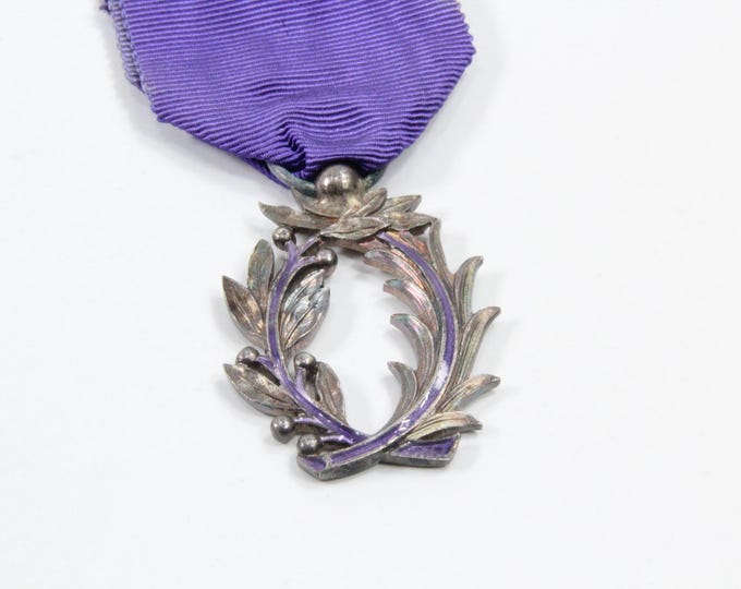 French  Academics Medal | War Memorabilia | Des Palmes Academiques | Collectible Medal | Gift for Militaria Collectors