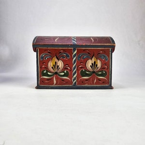 Charming Hand-Painted Antique Rose Trinket Chest - Norwegian Folkart - One-of-a-Kind Storage - dated 1905