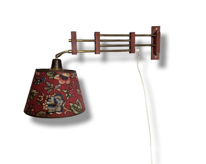 Fantastic 1950s Norwegian designed teak wall lamp,Wall scone lamp,Interior lamp,Flower lamp shade,Scandinavian design,Rare design lamp