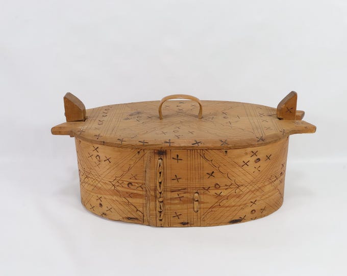 Norwegian Antique Tine Box with Rustic Patina for Primitive Decor - Folk Art Inspired