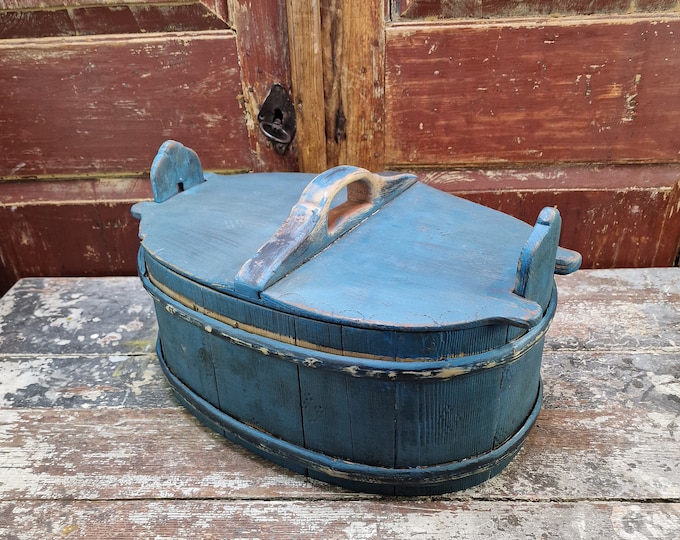 Norwegian antique tine box - Bentwood jewelry box with blue old patina - Rustic and primitive folkart  trinket box