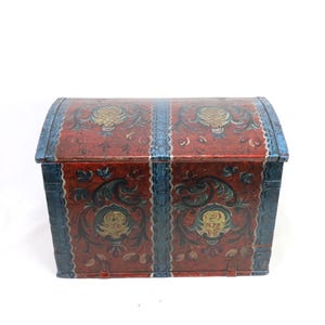 Norwegian Rose-Painted Box | Antique 19th Century Decor | Telemark Folk Art | Collector's Dowry Gift | Folk Art Treasure
