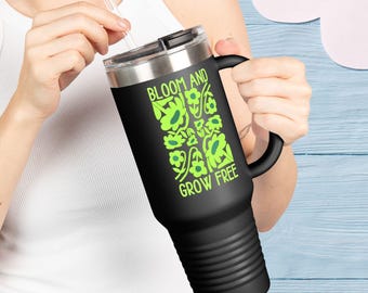 Bloom and Grow Free Travel Mug Floral Motivational Tumbler with Handle Boho Quote Mug for Nature Lovers, Gardeners and Free Spirits
