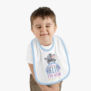 Personalized baby bib adorable feeding cover elephant mealtime protector animal print toddler bib baby shower gift funny baby meal cloth