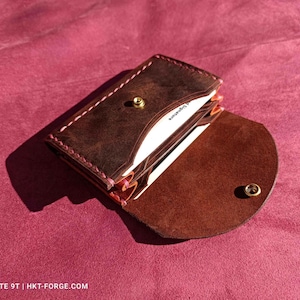 Sorgfältig handgenähte Lederbrieftasche Kleine Kupplungsbrieftasche
