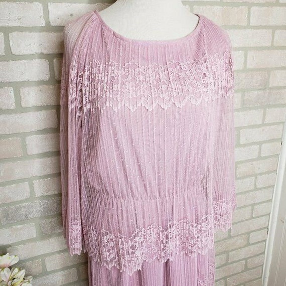 Vintage Unbranded Dusty Rose Lace Tiered Dress