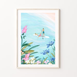 Paddel Boarding Abenteuer Kunstdruck | Verträumtes SUP Paar Wandkunst | Spaß Paddleboard Wand-Dekor | Küsten Geschenke für Paddleboarder | SUP Geschenk