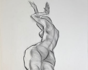 Dessin - Femme debout, vue de dos - Fusain sur papier journal 60 x 40 cm environ