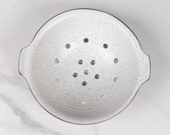 Stoneware Berry Bowl – Handmade Ceramic Colander & Strainer | 4 Artisan Glazes – Made in USA