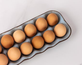 Handmade Stoneware Egg Crate: Farmhouse Kitchen Decor, 12-Egg Holder