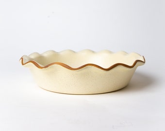 Stoneware Pie Dish - Fluted 9 inch - Deep Dish Ceramic Pie Pan - Farmhouse Pottery - Handmade in USA - Eggnog - Jefferson Street