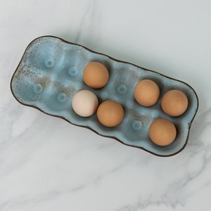 2 Pack Ceramic Half Dozen Egg Tray Holder for Countertop, Refrigerator,  Porcelain Egg Carton Holds 6 Chicken Eggs, Hard Boiled Eggs for Easter Egg  Painting (Teal) 
