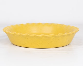 Stoneware Pie Dish - Pinched Edge 9 inch - Ceramic Pie Pan - Farmhouse Pottery - Handmade in USA - Yellowstone - Jefferson Street