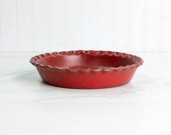 Stoneware Pie Dish - Pinched Edge 9 inch - Ceramic Pie Pan - Farmhouse Pottery - Handmade in USA - Garnet - Jefferson Street