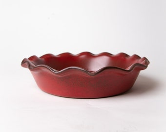 Deep Dish Stoneware Pie Dish - Fluted 9 inch - Ceramic Pie Pan - Farmhouse Pottery - Handmade in USA - Garnet - Jefferson Street