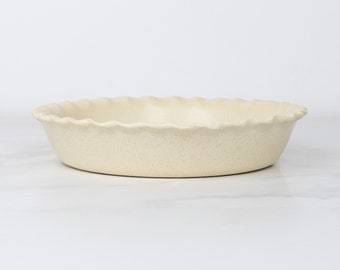 Stoneware Pie Dish - Pinched Edge 9 inch - Ceramic Pie Pan - Farmhouse Pottery - Handmade in USA - Egg Nog - Jefferson Street