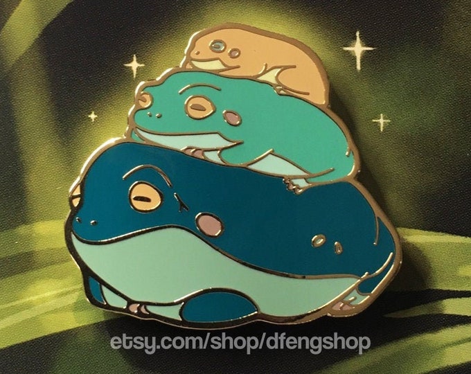 Roun Frens Frog Stack Hard Enamel Pin - Three Dumpy Tree Frogs Lapel ...