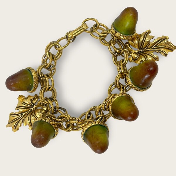 Florenza Bracelet Acorns