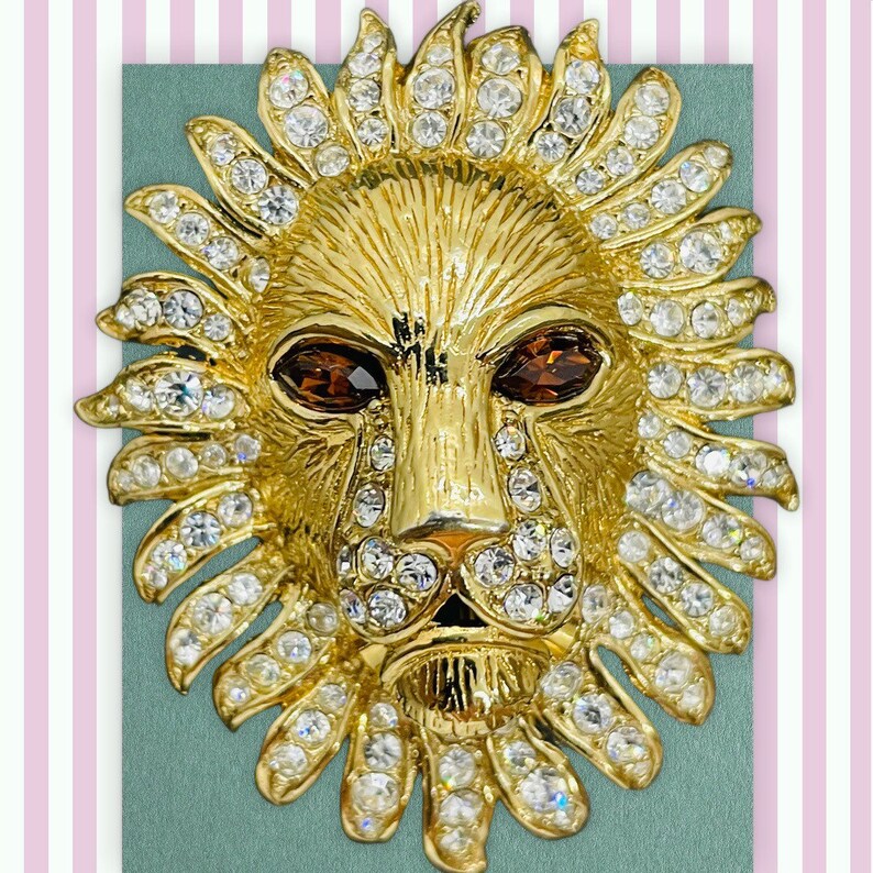 Attwood Sawyer Lion Brooch