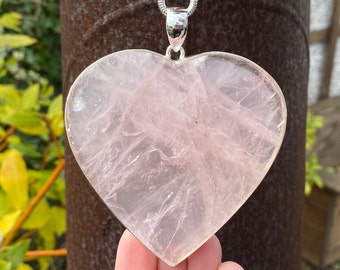 925 スターリング シルバーの非常に大きなムーカイト ハート