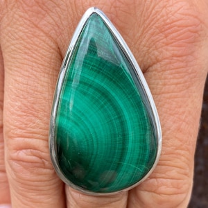 Chatoyant Malachite (size P , 8) ring in 925 Sterling Silver - 25x44mm natural green gemstone - handmade - difficult to obtain material