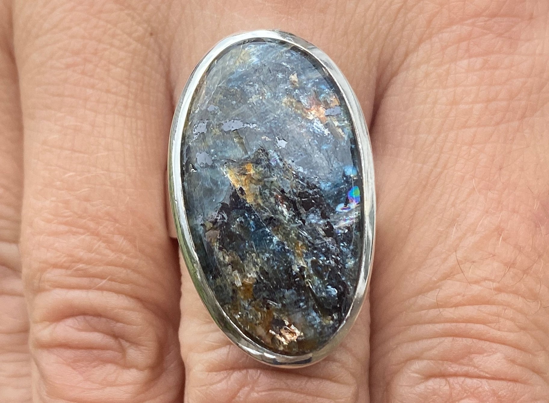 ブルー カイヤナイト フラワーブーケ リング