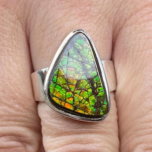 Bague ammolite naturelle (taille Q, 8,5) en argent sterling 925 - pierre naturelle 12 x 16 mm - bague faite main - pierre gemme verte orange