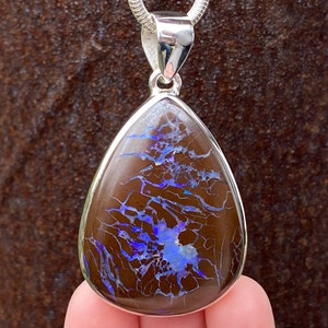 Australian Boulder Opal pendant in 925 sterling silver - handmade 34x59mm pendant - natural chocolate brown and purple gemstone - necklace