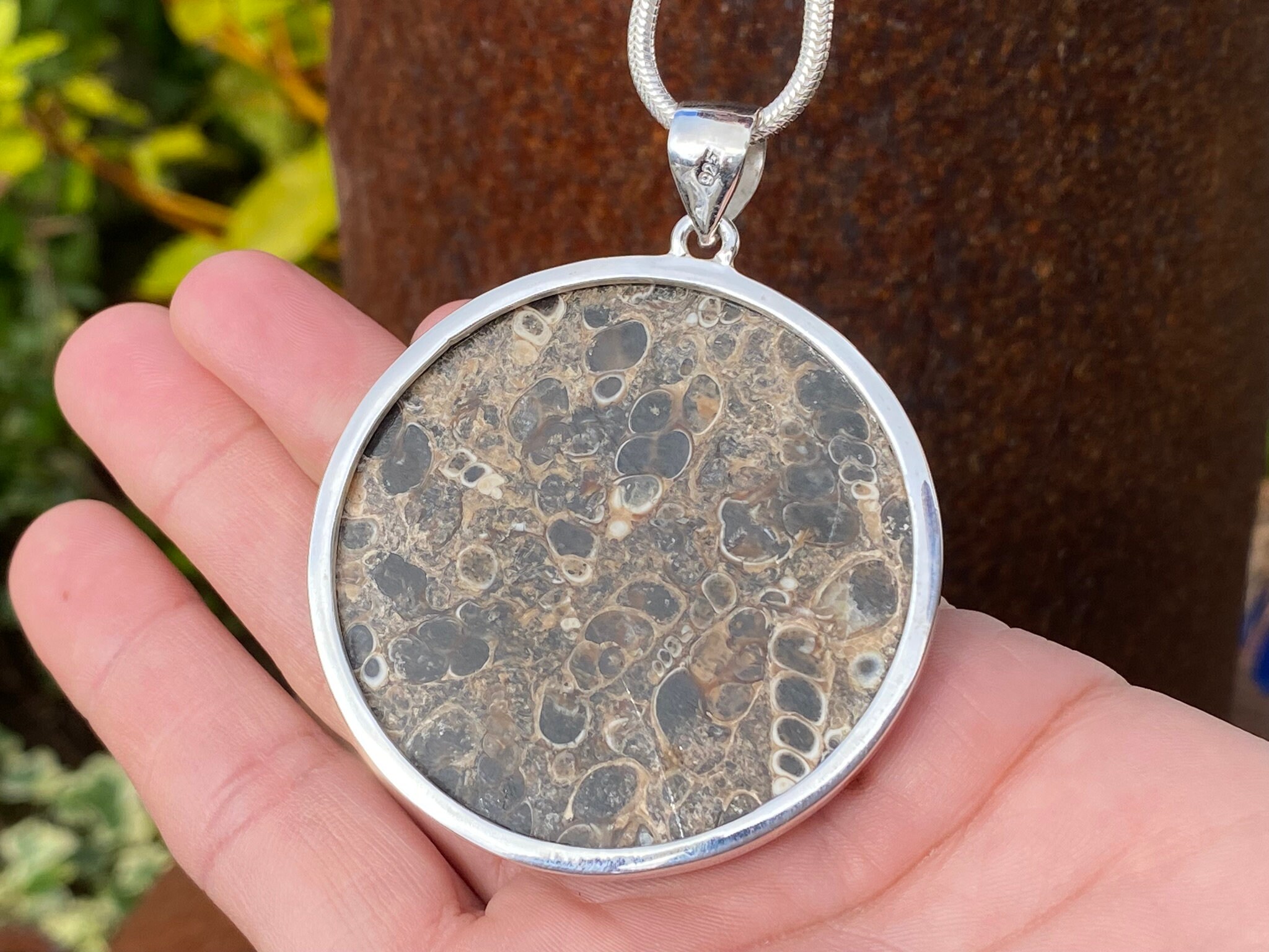 925 スターリング シルバーの大きなトゥリテラ アゲート ペンダント