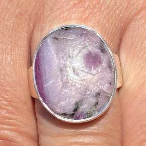 Natural Ruby Sheen (size Q , 8.5) ring in 925 Sterling Silver - 16x18mm natural untreated gemstone