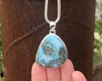 925 スターリング シルバーの素朴なラリマー ペンダント