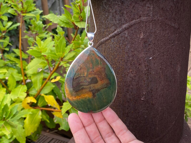 Sterling Silver Large Bloodstone Pendant Necklace Sterling Silver Large Bloodstone Pendant Necklace