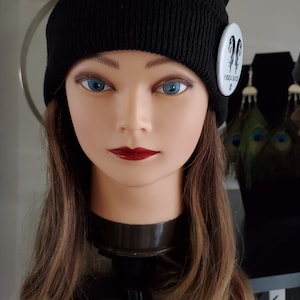 Hair2Wear detachable hair and hat
